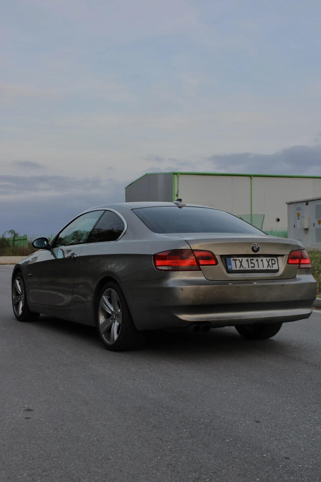 BMW 330  - изображение 8