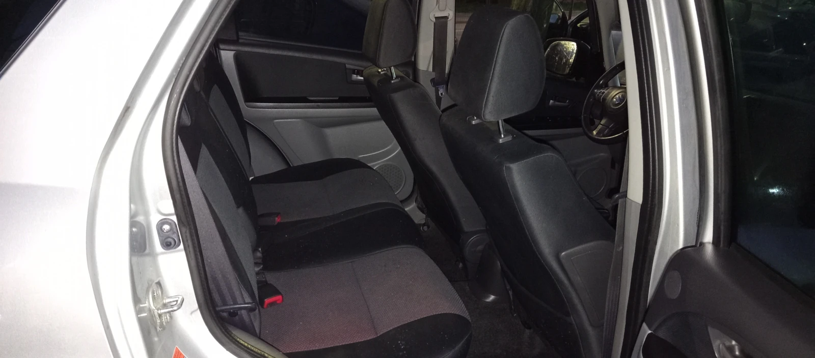 Suzuki SX4 1.9DDIS 4X4 KEYLESS NAVI  | Mobile.bg   11