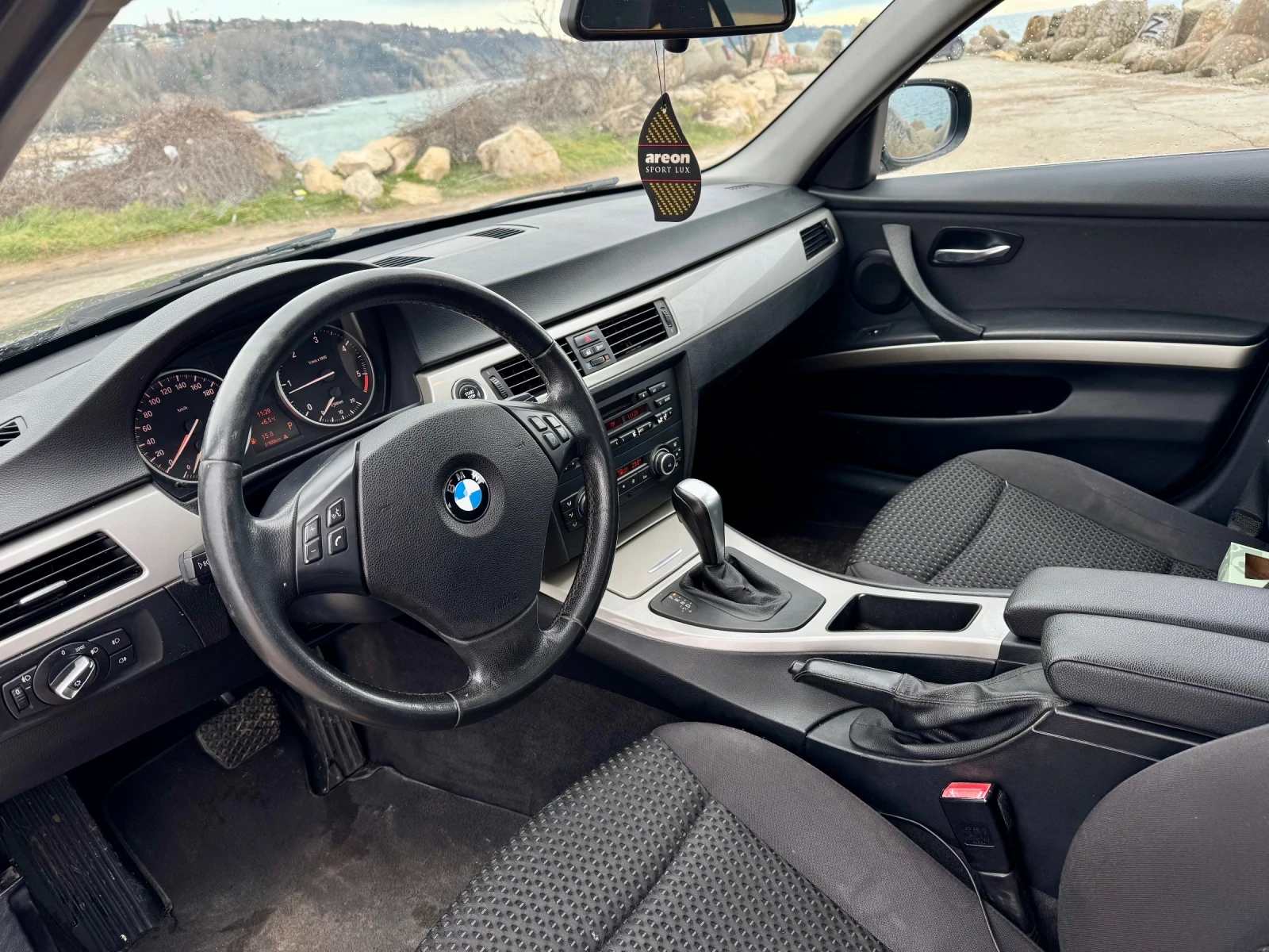 BMW 320 320d Automatic  - изображение 7