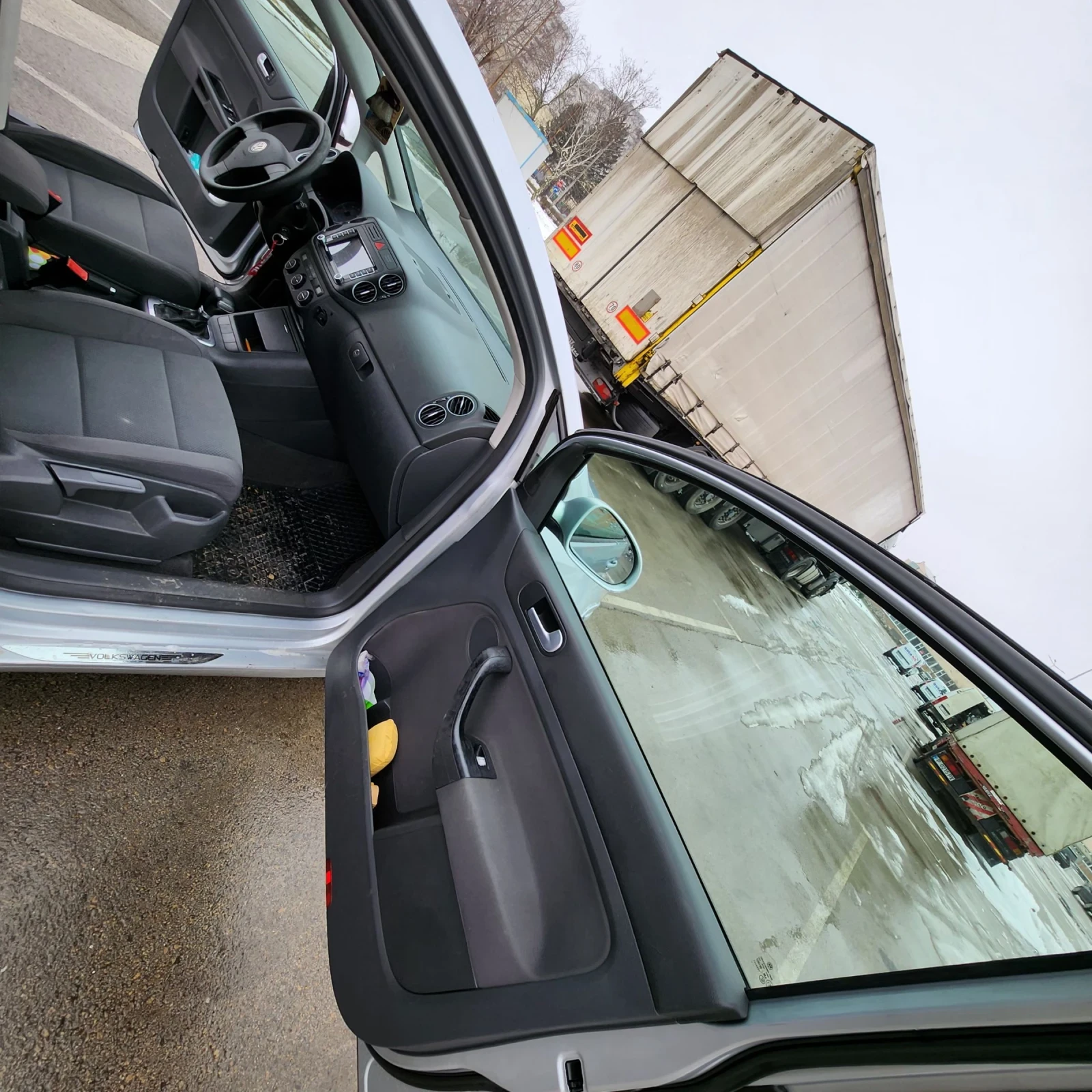 VW Golf Plus 1.9 TDI 105hp DSG6 | Mobile.bg � ����������� 14