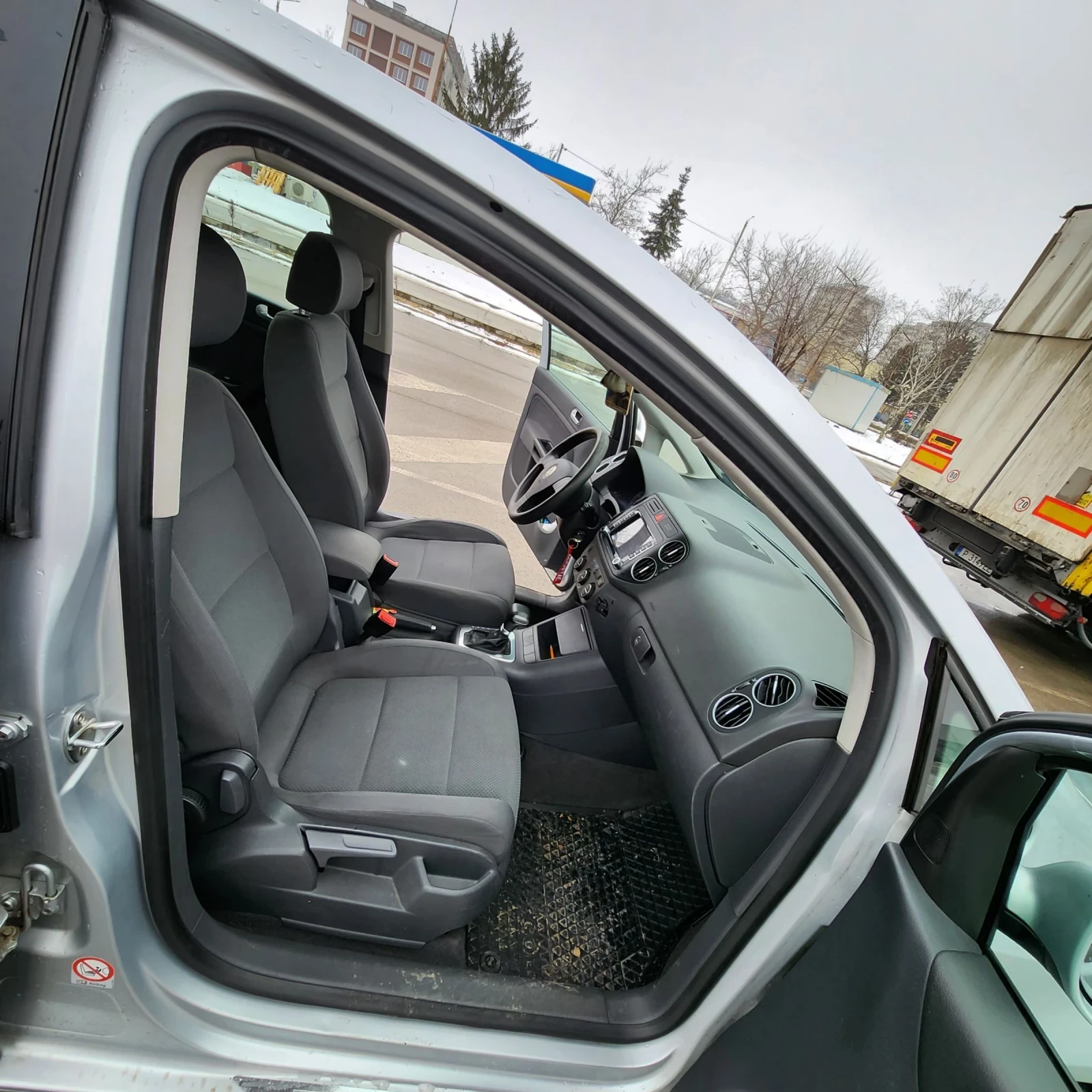 VW Golf Plus 1.9 TDI 105hp DSG6 | Mobile.bg � ����������� 9