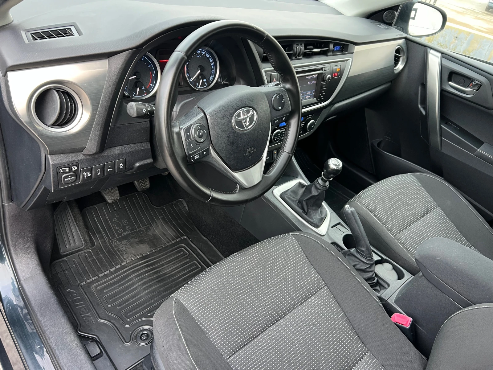 Toyota Auris 1.6-NAVI FULL | Mobile.bg � ����������� 11