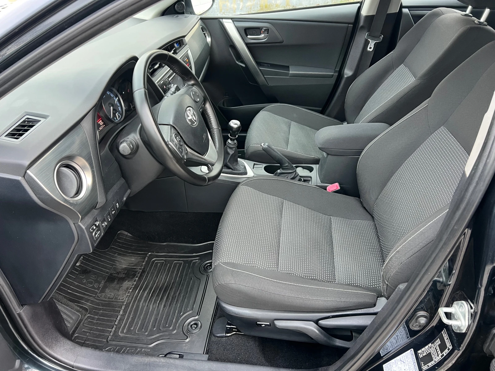Toyota Auris 1.6-NAVI FULL | Mobile.bg � ����������� 10