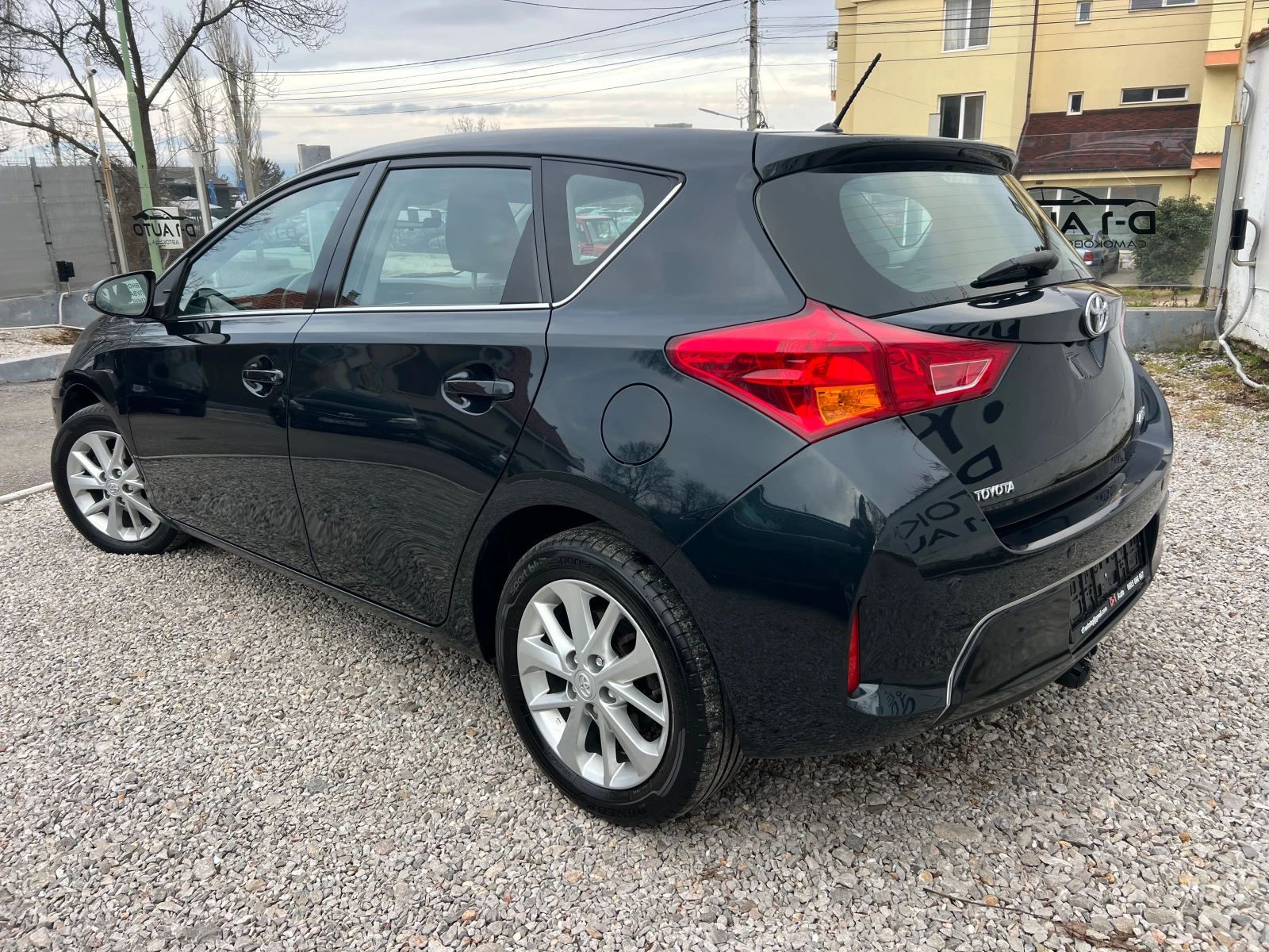Toyota Auris 1.6-NAVI FULL | Mobile.bg � ����������� 6