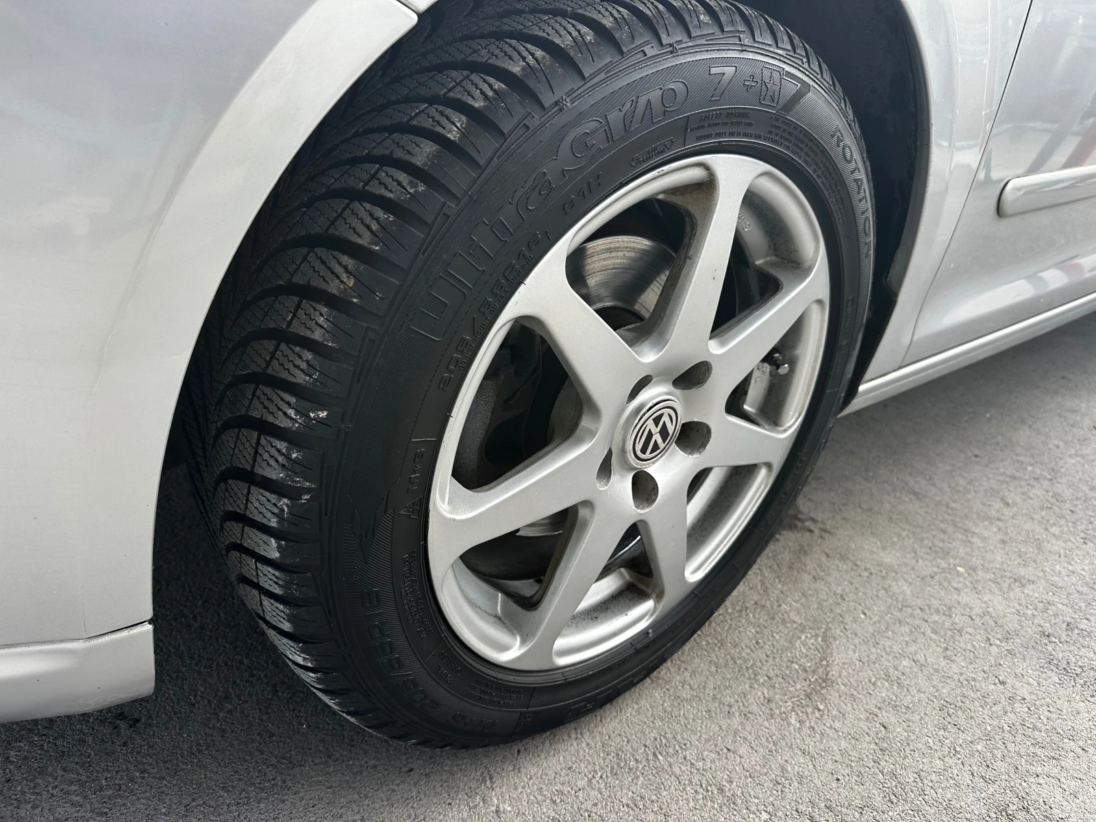 VW Jetta 2.0TDI 140к.с DSG - изображение 6