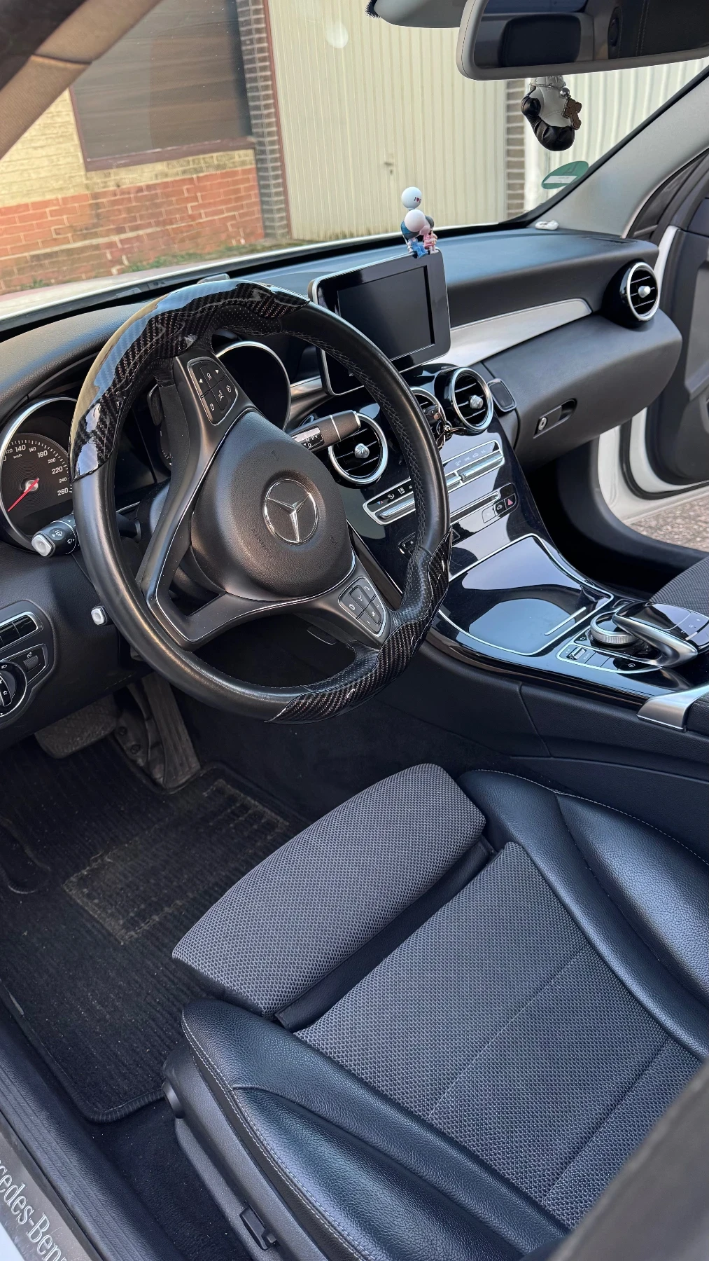 Mercedes-Benz C 220, снимка 6 - Автомобили и джипове - 53839806