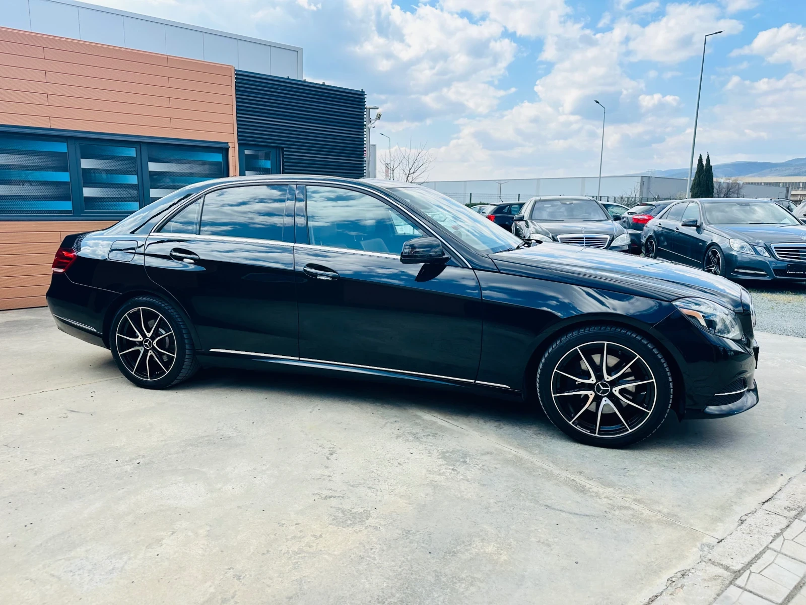 Mercedes-Benz E 350 4-matic/Navi/Distronic, снимка 4 - Автомобили и джипове - 53974047