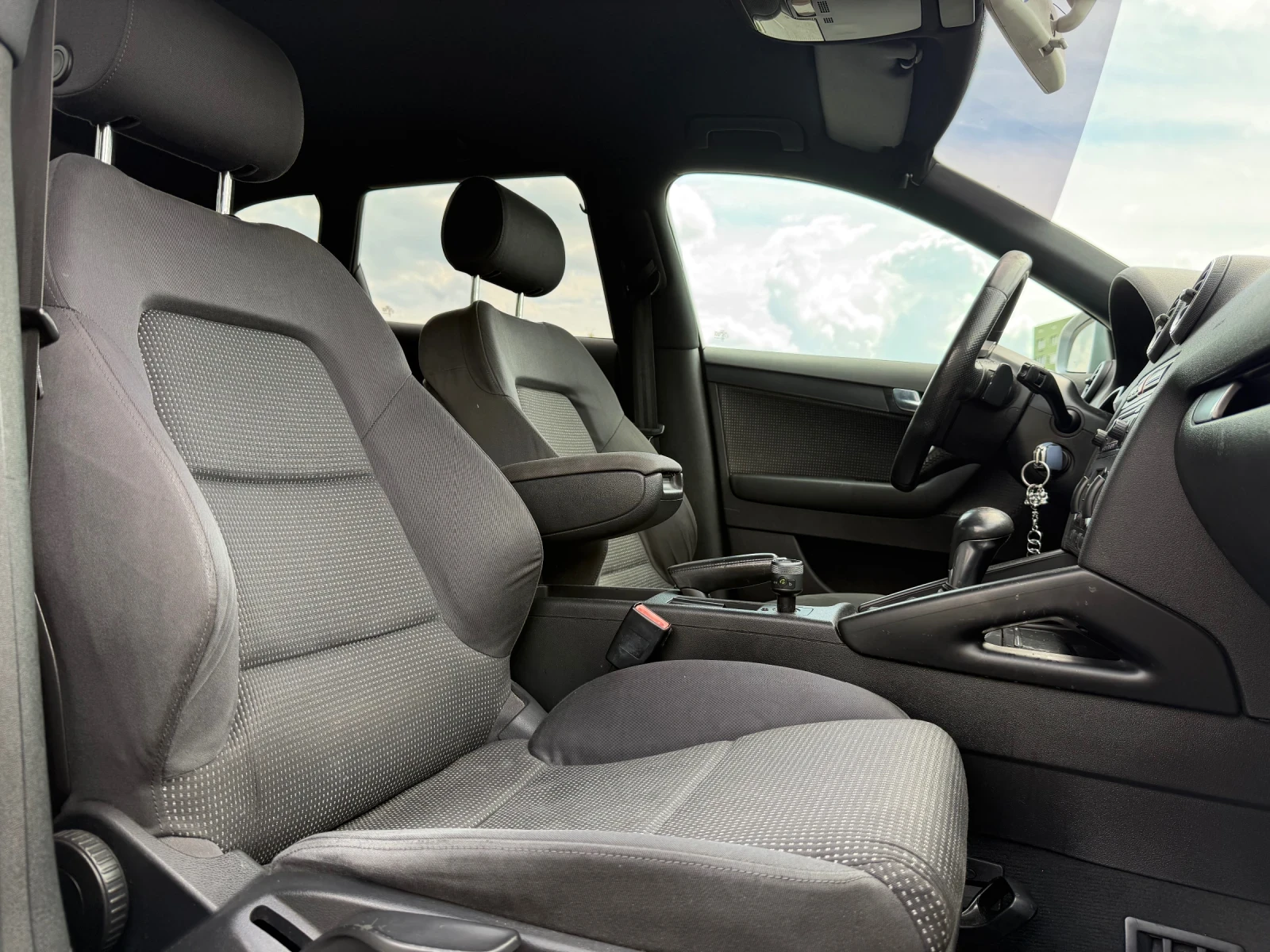 Audi A3 2.0tdi DSG, снимка 12 - Автомобили и джипове - 54610074