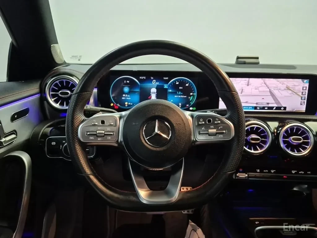 Mercedes-Benz CLA 250 4MATIC, снимка 9 - Автомобили и джипове - 54735928