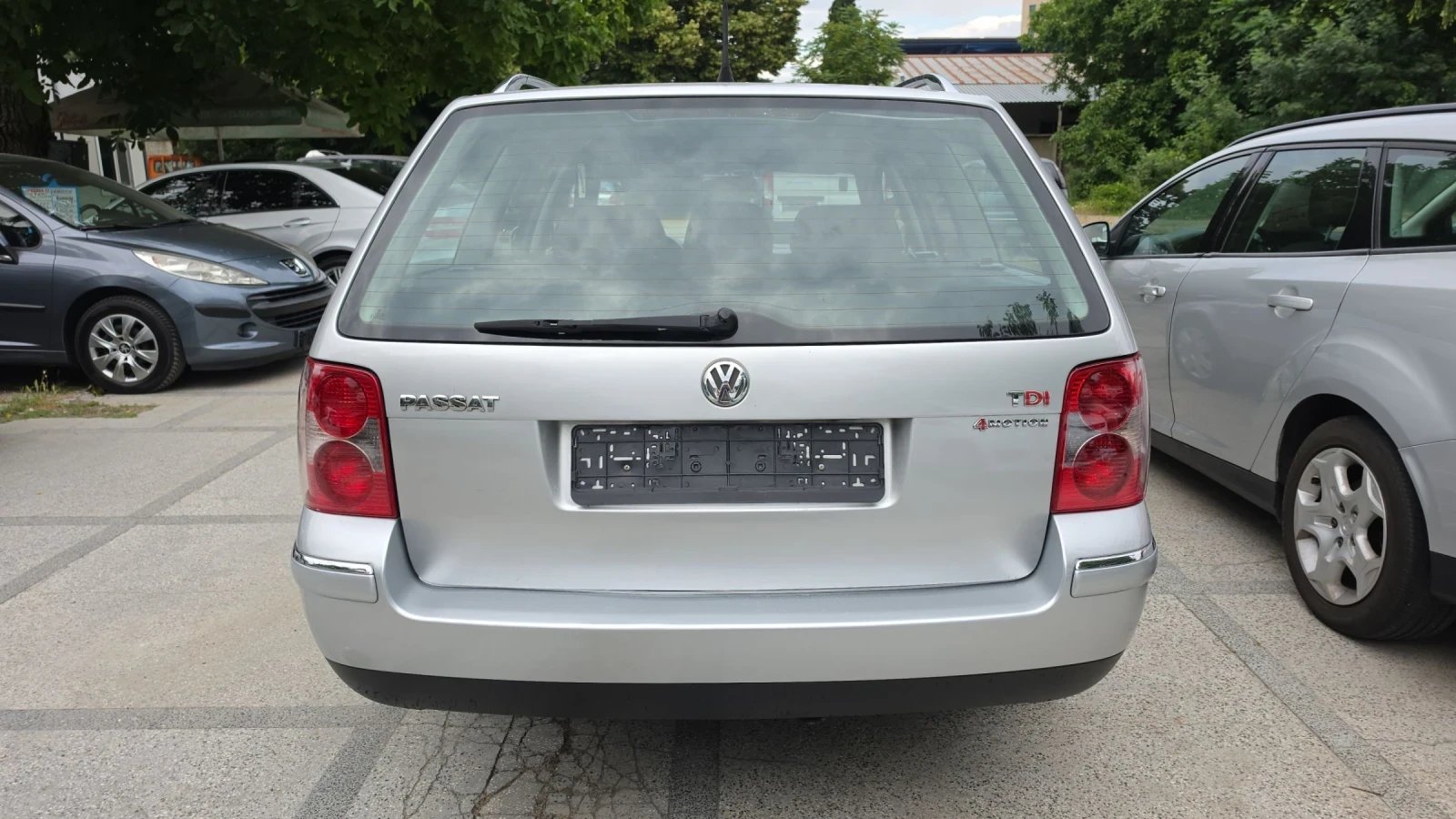 VW Passat 1.9TDI 4Motion Highline, снимка 5 - Автомобили и джипове - 55014400