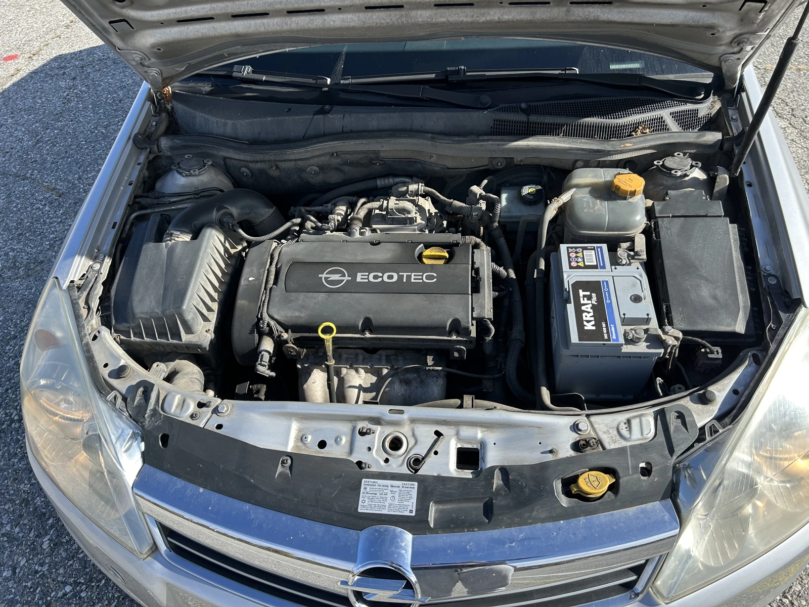 Opel Astra 1.6I, снимка 5 - Автомобили и джипове - 55135980