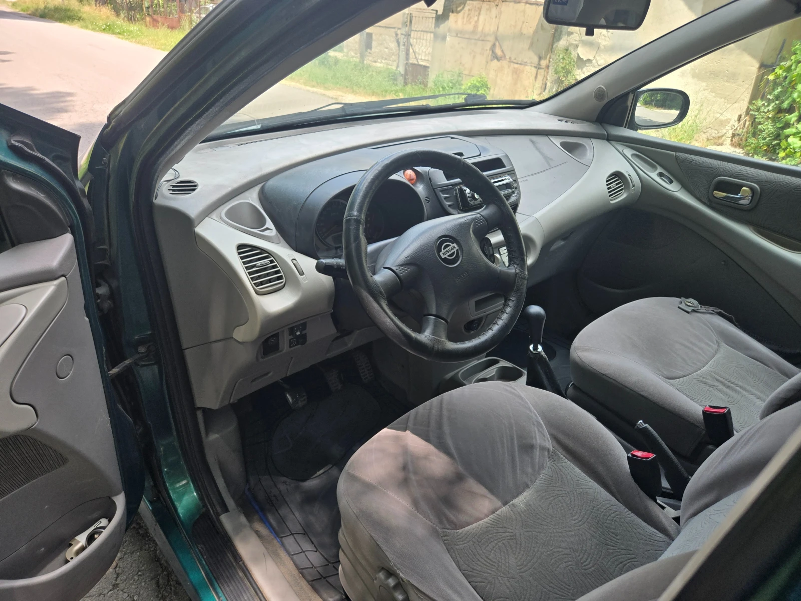 Nissan Almera tino Газов инжекцион, снимка 10 - Автомобили и джипове - 55174124