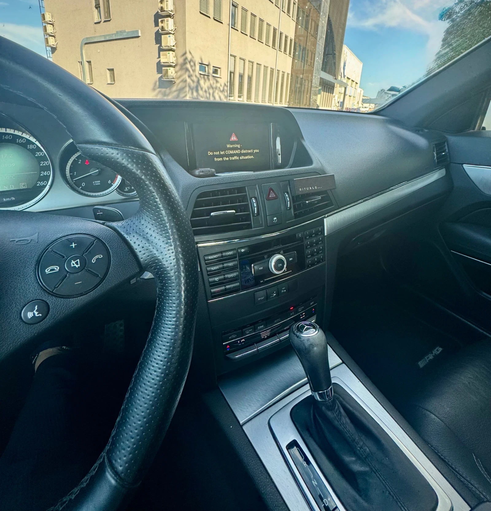 Mercedes-Benz E 350 Mercedes Benz E 350 CDI AMG coupe, снимка 8 - Автомобили и джипове - 55360478