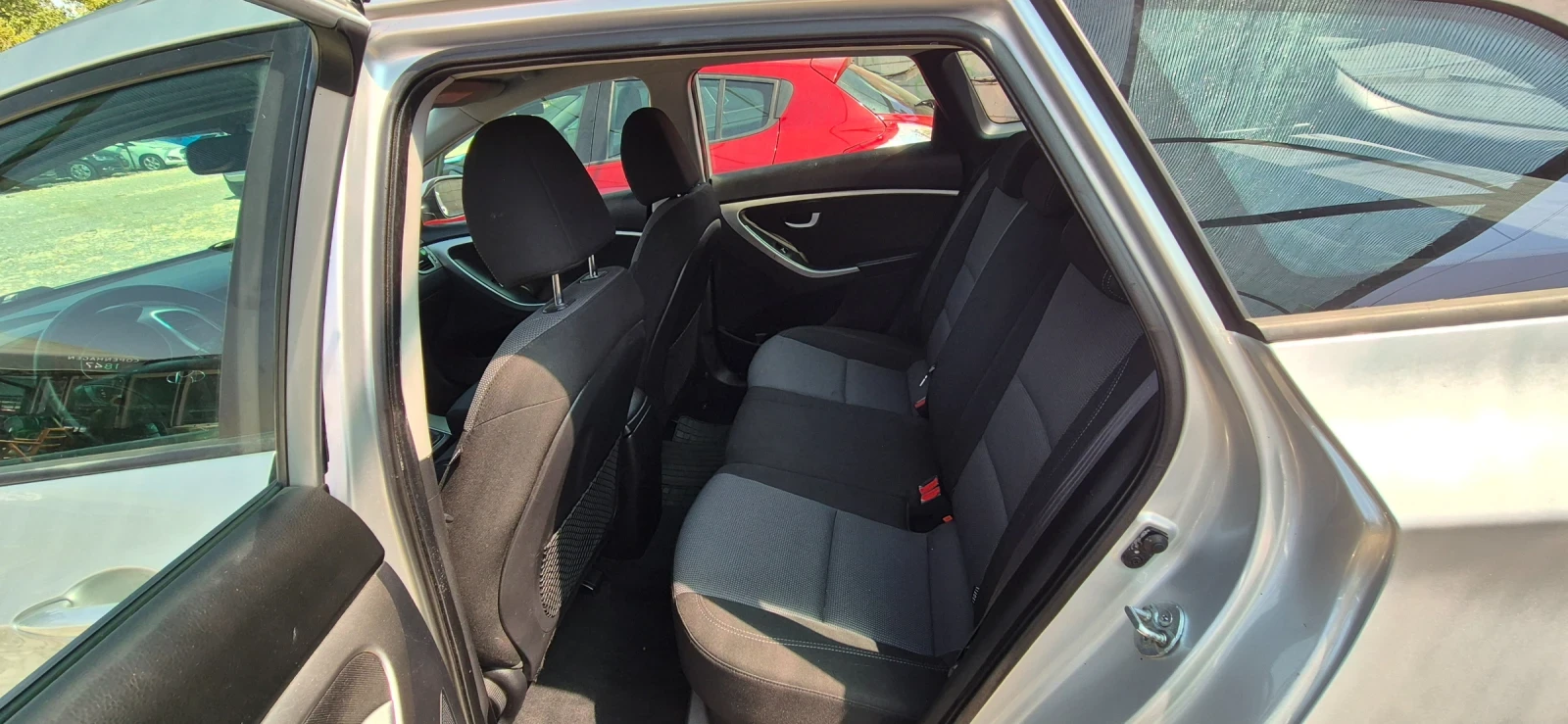 Hyundai I30 1.6, снимка 12 - Автомобили и джипове - 55556109