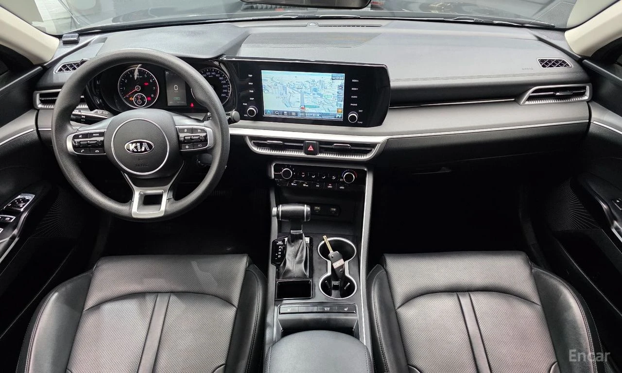 Kia K5 2.0* LPI* ПОДГРЕВ* КАМЕРА* КЕЙЛЕС* LANE* ASSIST* , снимка 6 - Автомобили и джипове - 55735580