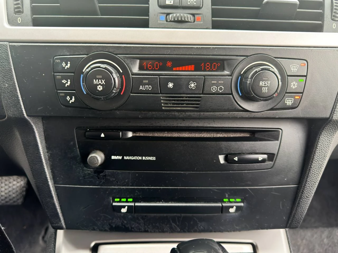 BMW 320 320d, снимка 17 - Автомобили и джипове - 56245770