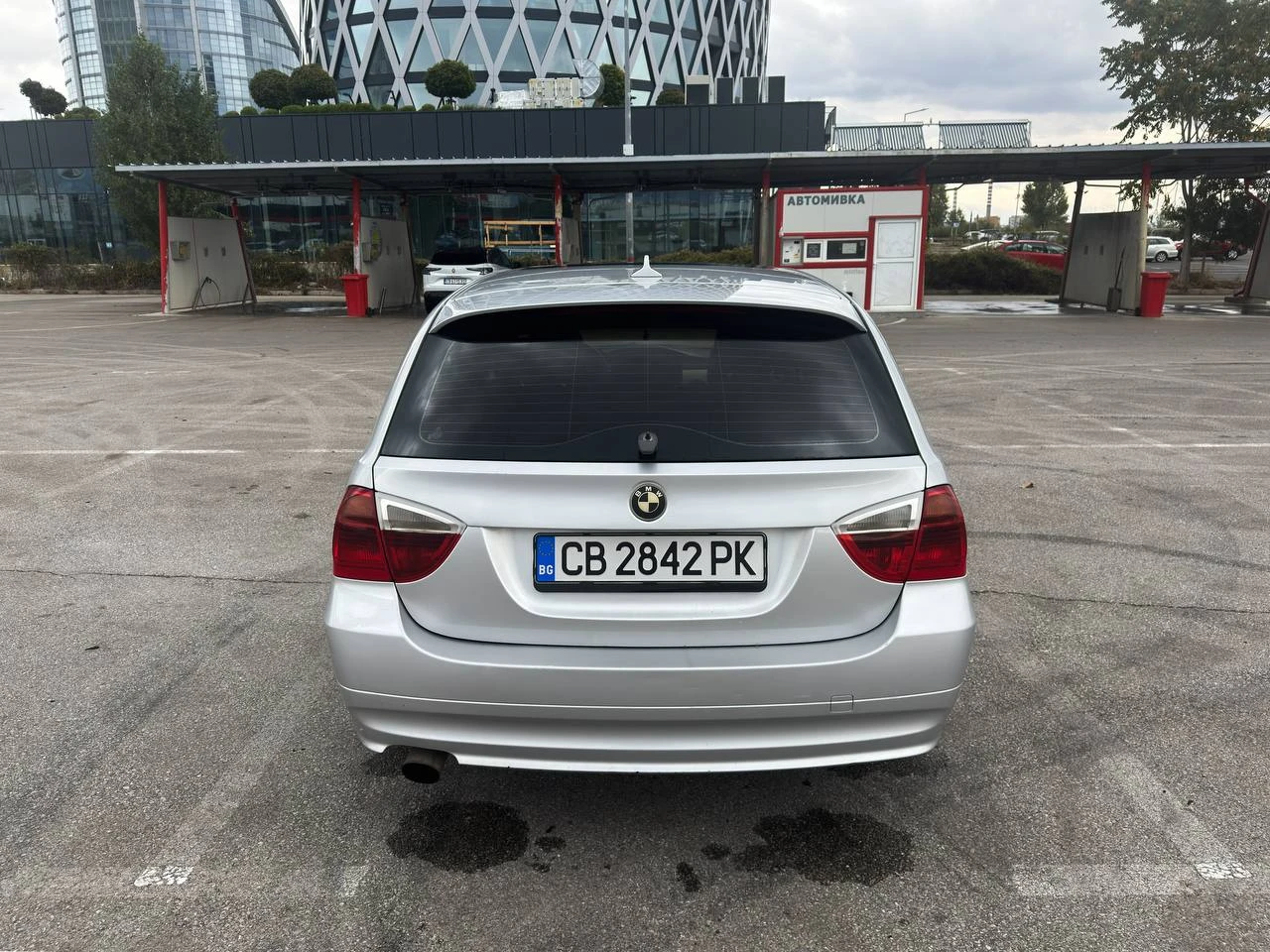 BMW 320 320d, снимка 5 - Автомобили и джипове - 56245770
