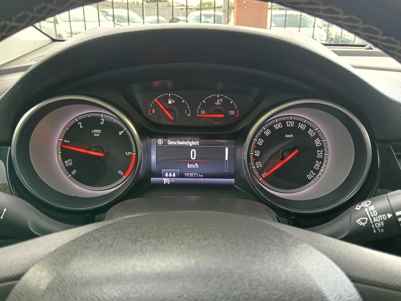 Opel Astra 1.6CDTI FULL, снимка 14 - Автомобили и джипове - 56315139