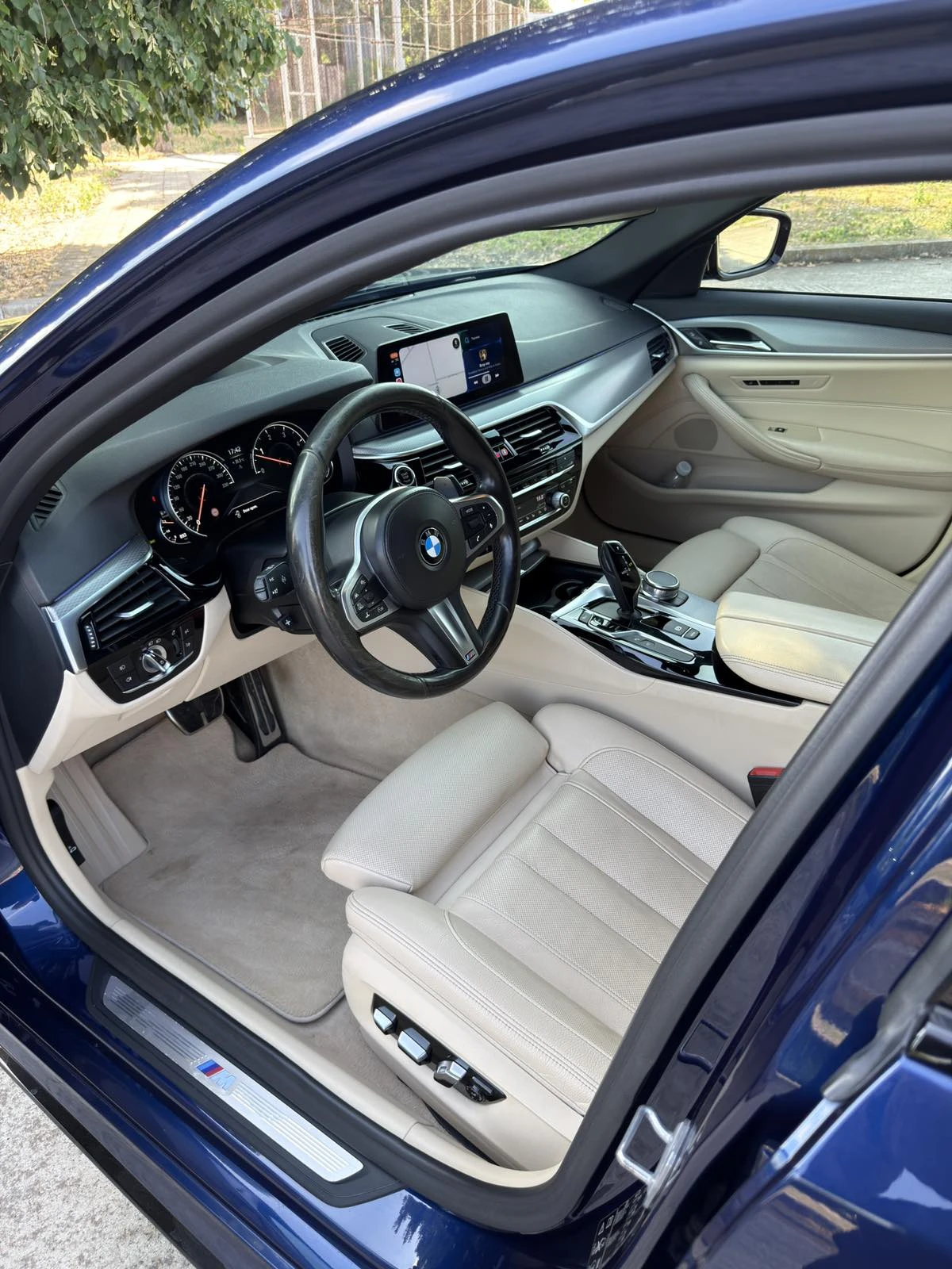 BMW 530 d Xdrive M SPORT | HUD | 360  | MASSAGE | VENT | Mobile.bg � ����������� 8