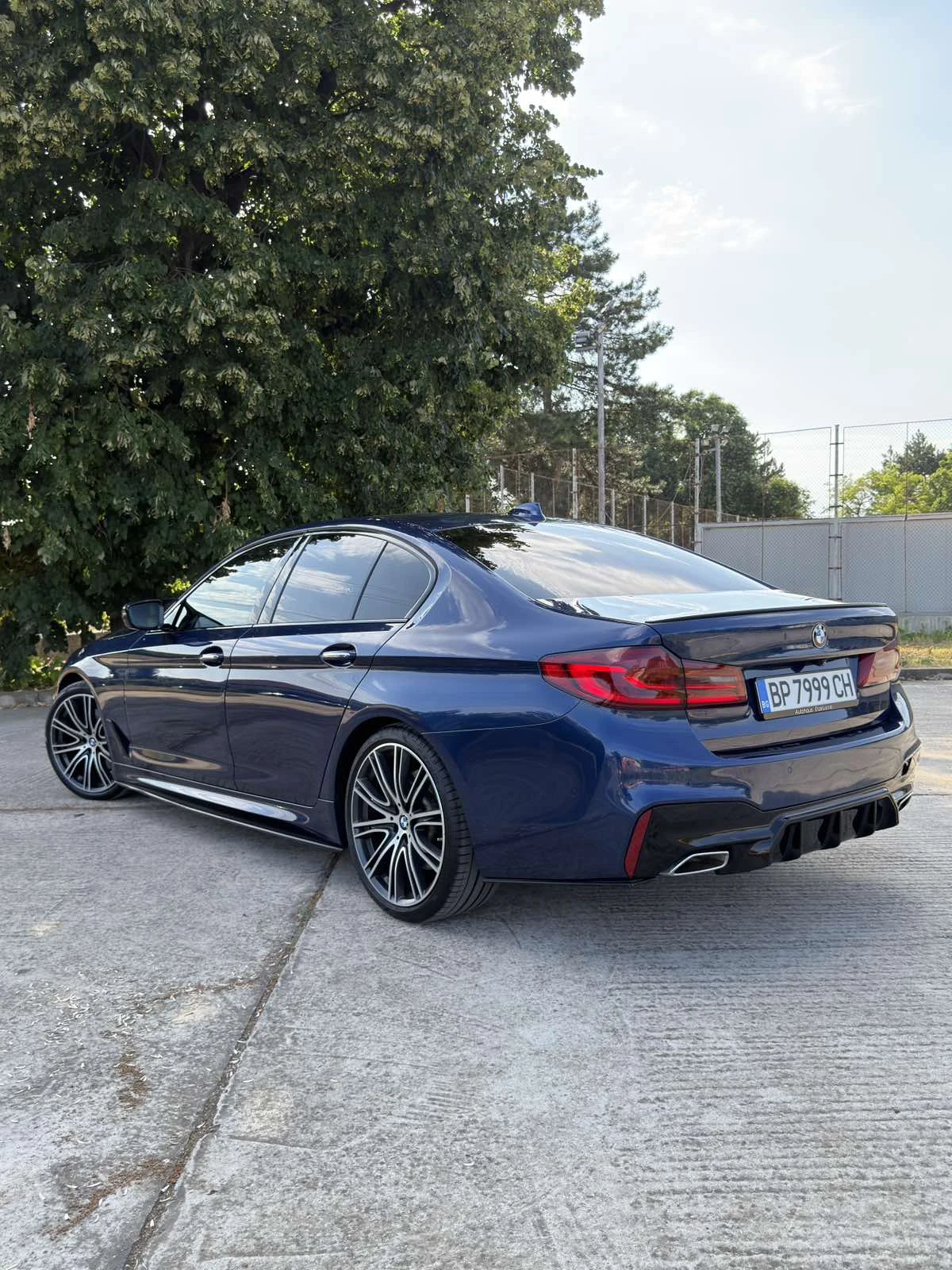 BMW 530 d Xdrive M SPORT | HUD | 360  | MASSAGE | VENT | Mobile.bg � ����������� 3