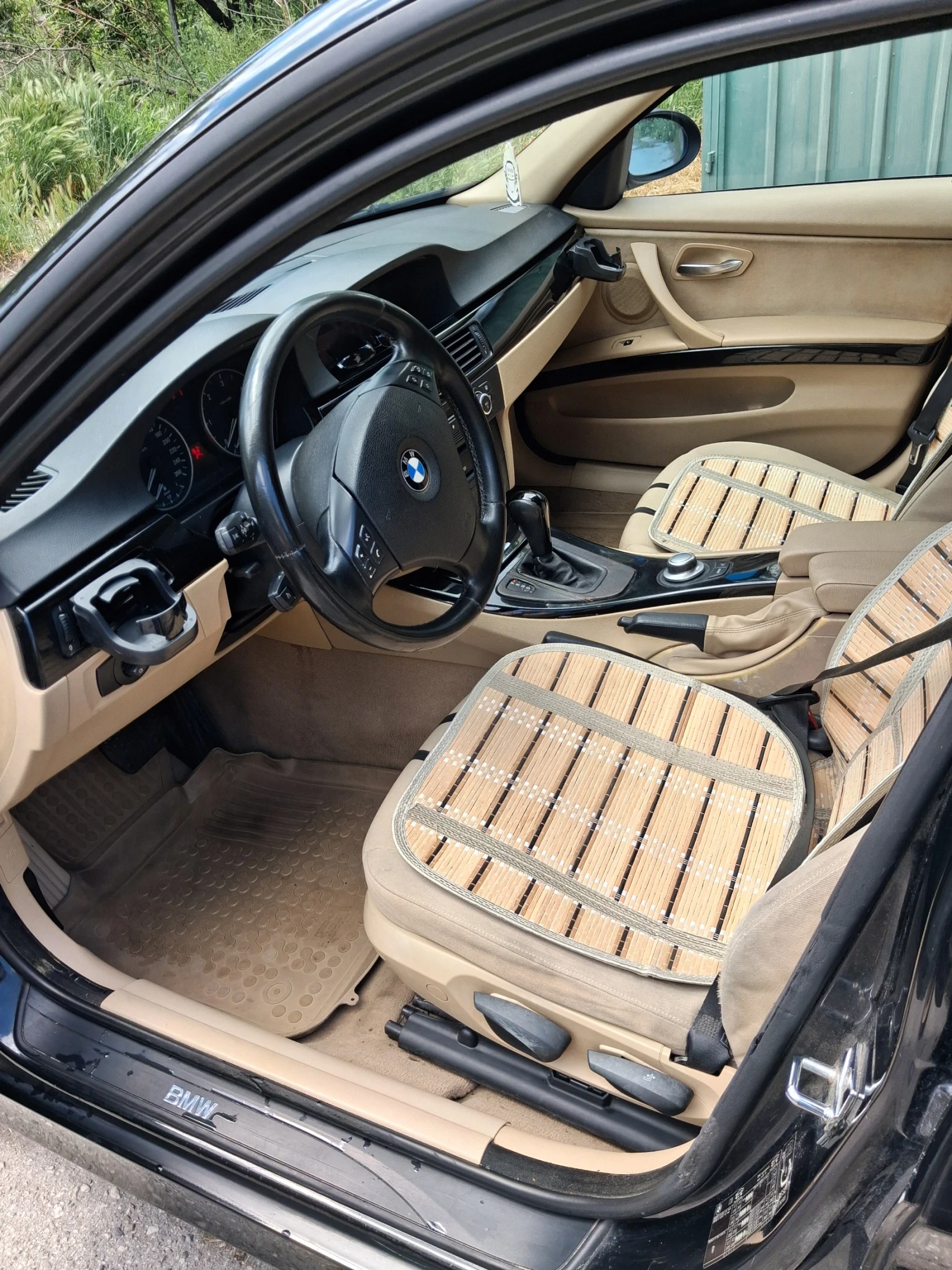 BMW 320, снимка 6 - Автомобили и джипове - 56600784