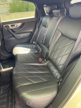 Обява за продажба на Infiniti Fx 30 d  ~28 000 лв. - изображение 11