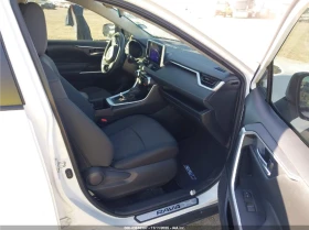 Toyota Rav4 XLE* PANO* CAMERA* CARPLAY, снимка 7