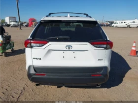 Toyota Rav4 XLE* PANO* CAMERA* CARPLAY, снимка 6