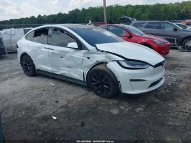 ������ Tesla Model X