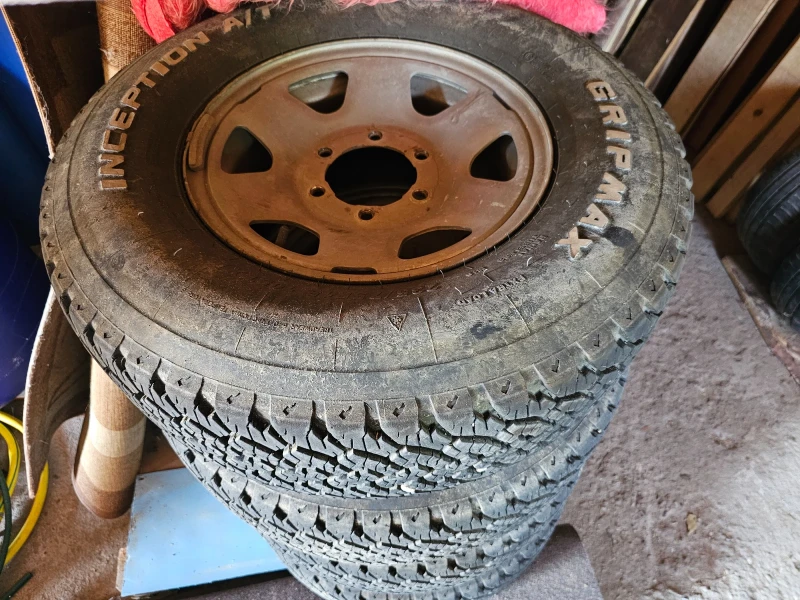 Nissan Terrano 2.7, снимка 14 - Автомобили и джипове - 52775517