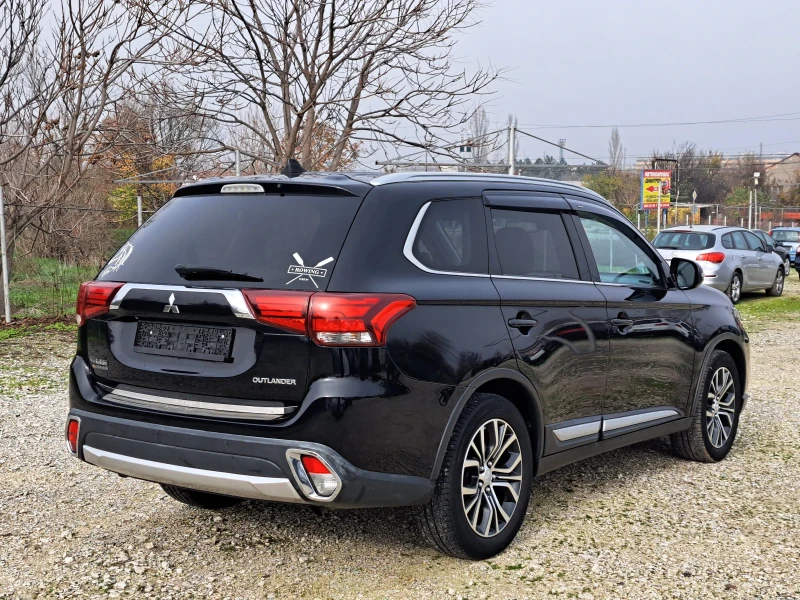 Mitsubishi Outlander 2.2 D EXCLUSIVE, снимка 5 - Автомобили и джипове - 52854292