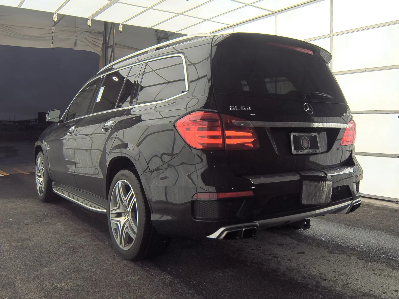 Mercedes-Benz GL 63 AMG 1ВИ СОБСТВЕНИК* DESIGNO* HARMAN* PANO* ОБДУХ* FULL - изображение 4