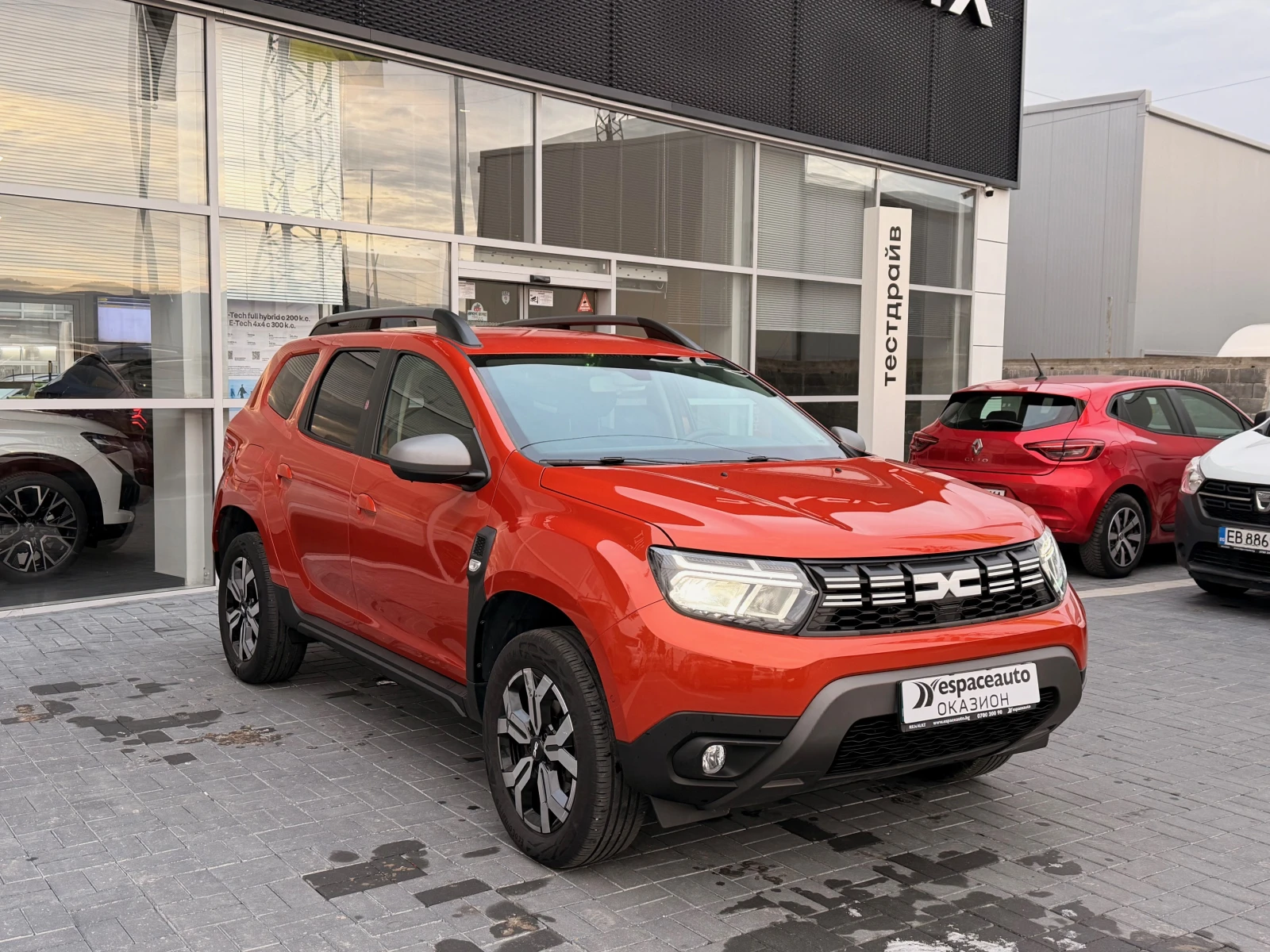 Dacia Duster 1.0 ТCe / 100 к.с / ECO-G - изображение 3