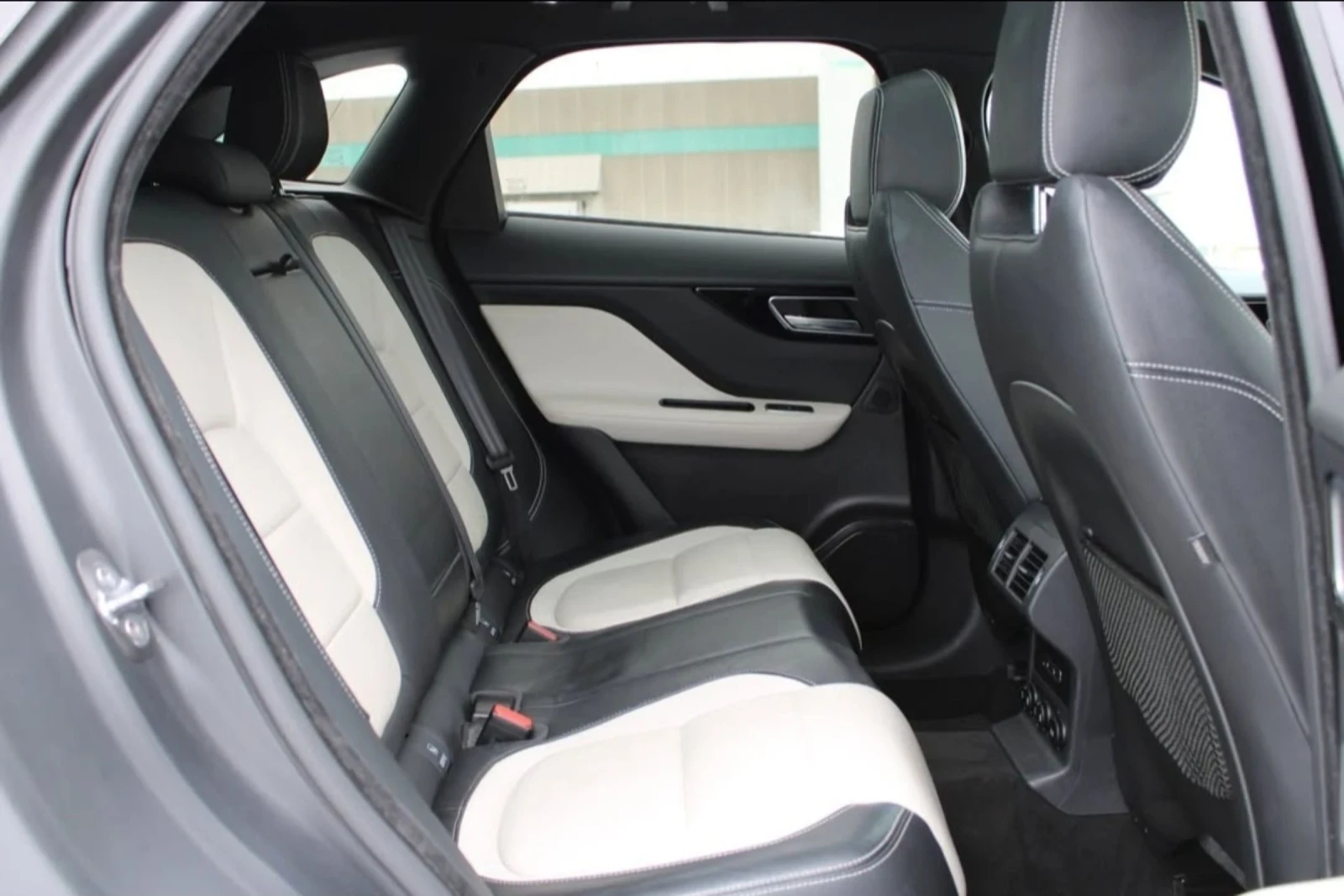 Jaguar F-PACE 2017/119K.KM/R-SPORT/SUPERCHARGED/MERIDIAN/8ZF - изображение 10