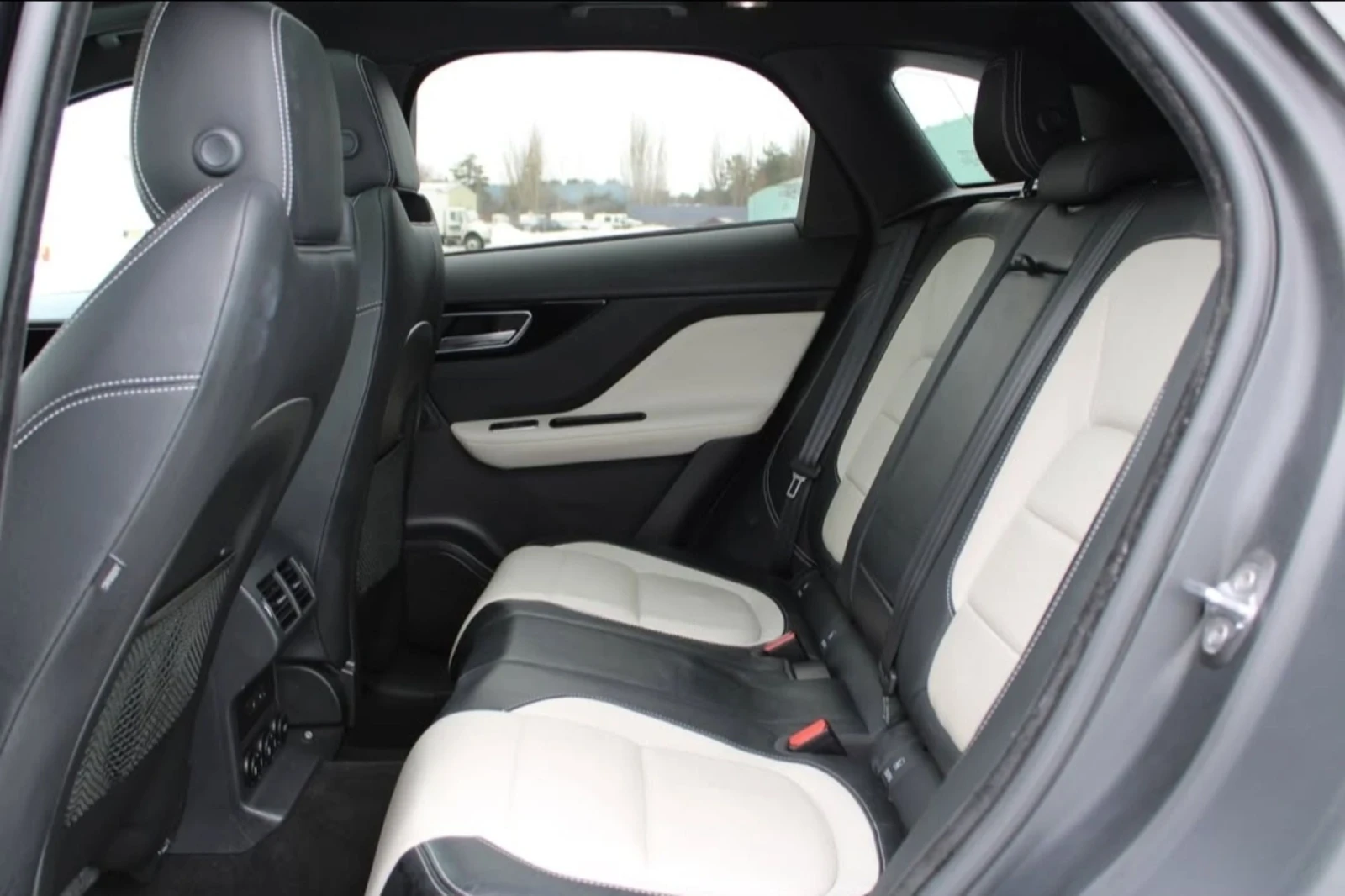 Jaguar F-PACE 2017/119K.KM/R-SPORT/SUPERCHARGED/MERIDIAN/8ZF - изображение 9