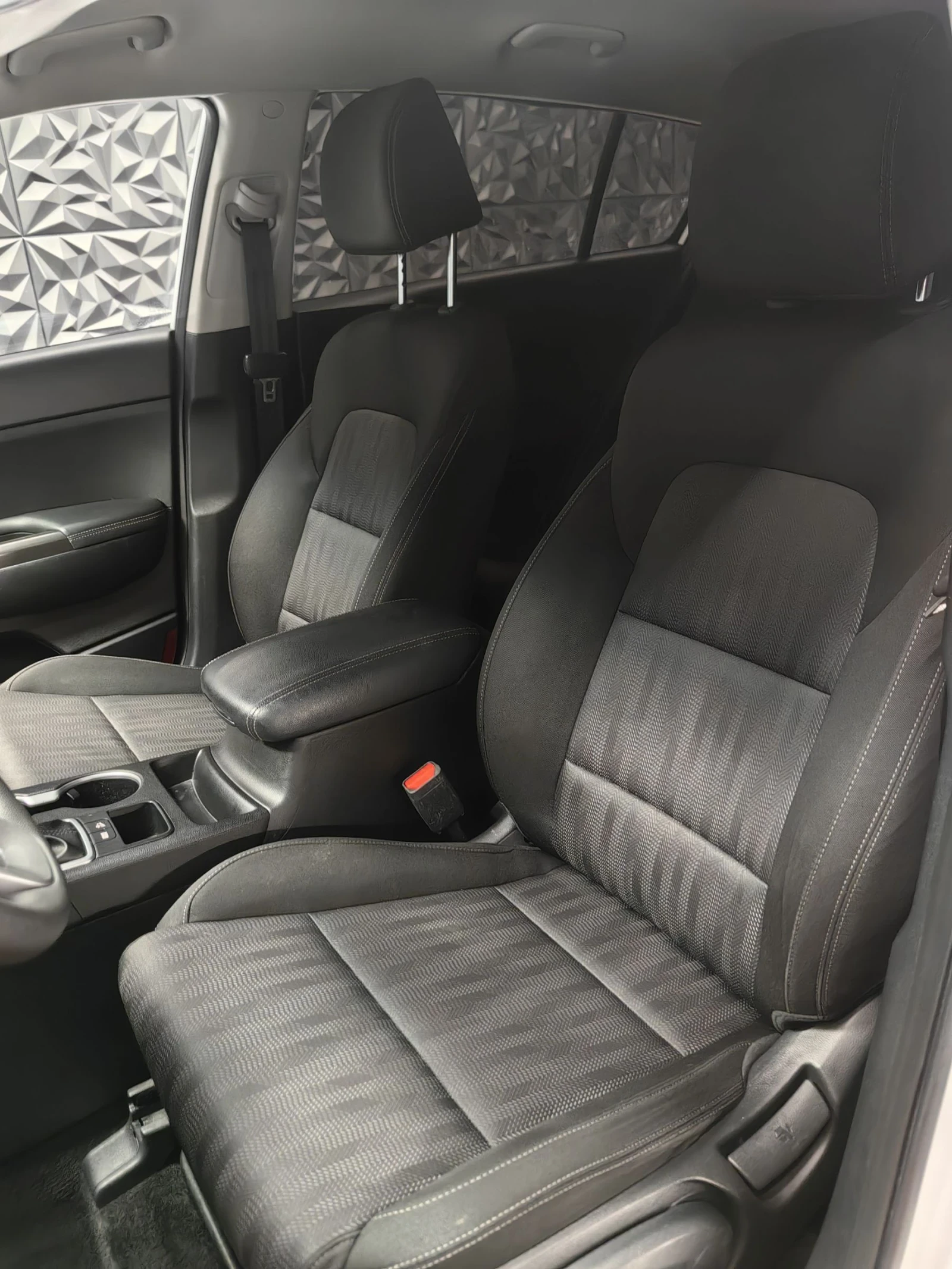 Kia Sportage 2.4* LX* АВТОМАТ* 110000KM* CAMERA* , снимка 5 - Автомобили и джипове - 53828667