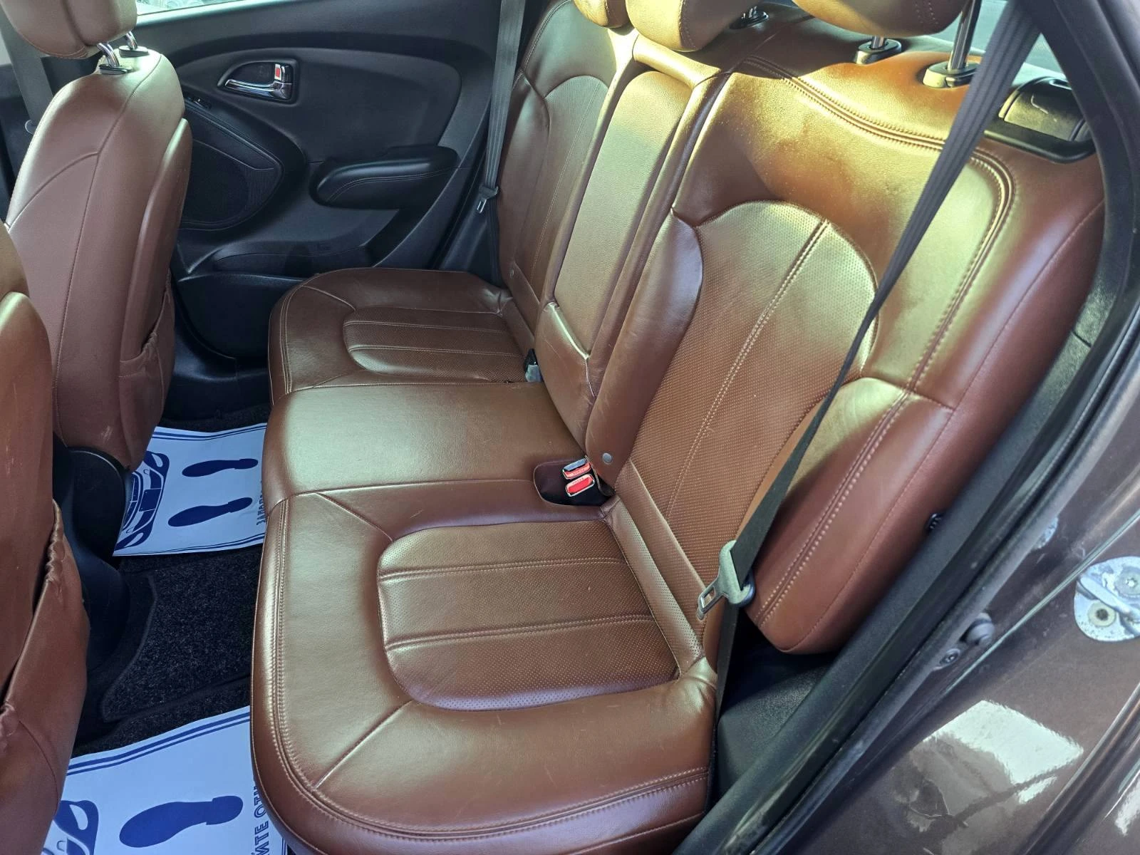 Hyundai IX35 2.0* 4х4* Автомат* Кожа, снимка 14 - Автомобили и джипове - 54254031