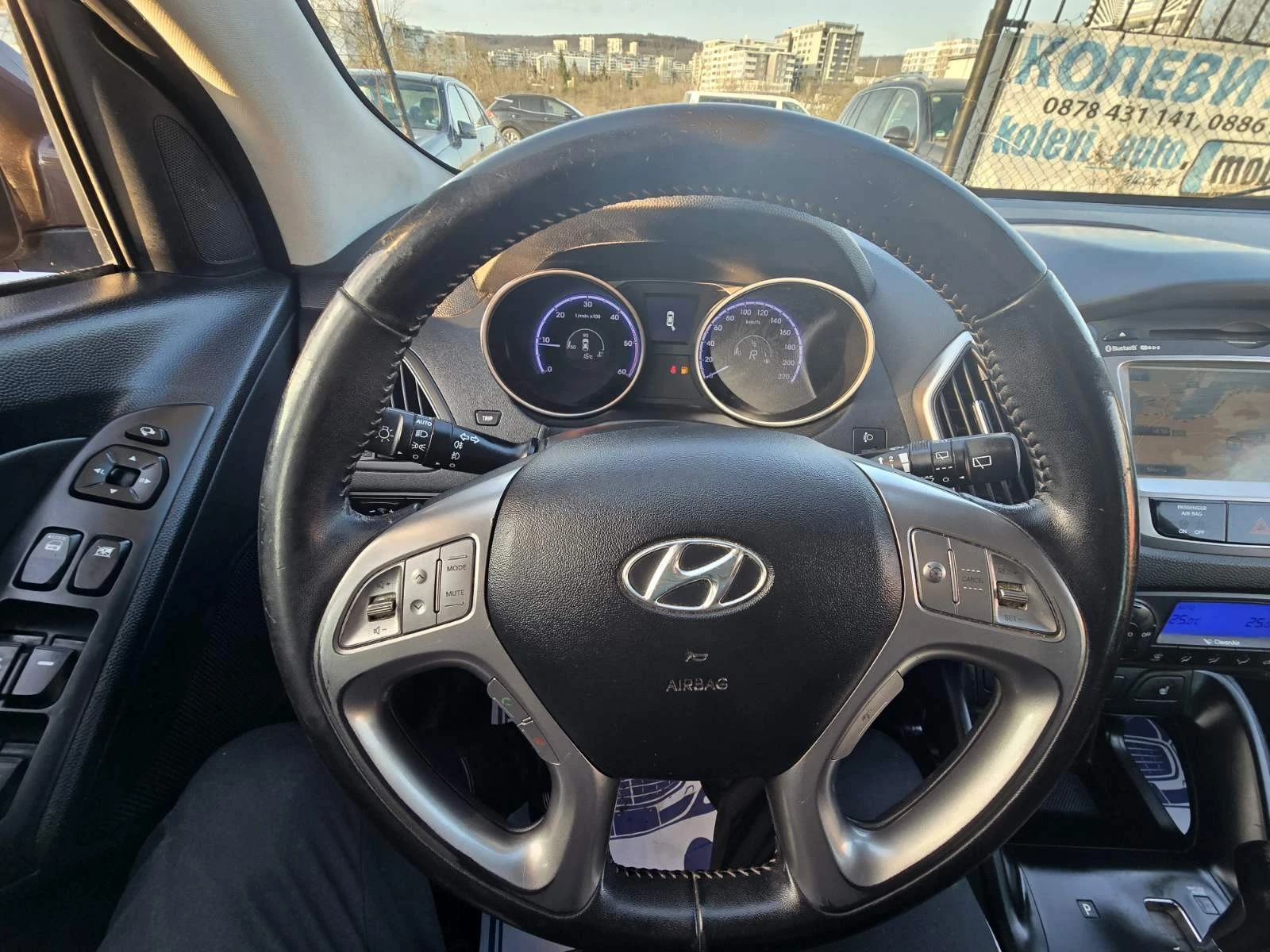 Hyundai IX35 2.0* 4х4* Автомат* Кожа, снимка 12 - Автомобили и джипове - 54254031