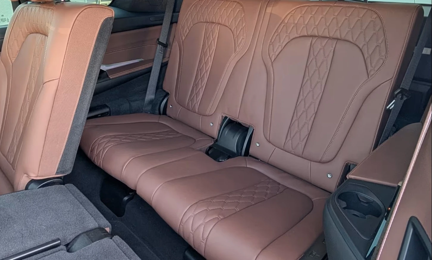 BMW X7 M-Sport xDrive 6+ 1, снимка 9 - Автомобили и джипове - 54300211