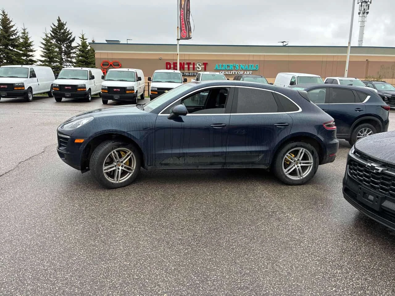 Porsche Macan * S * ОБДУХВАНЕ* ПАНОРАМА* BOSE* , снимка 2 - Автомобили и джипове - 54450647