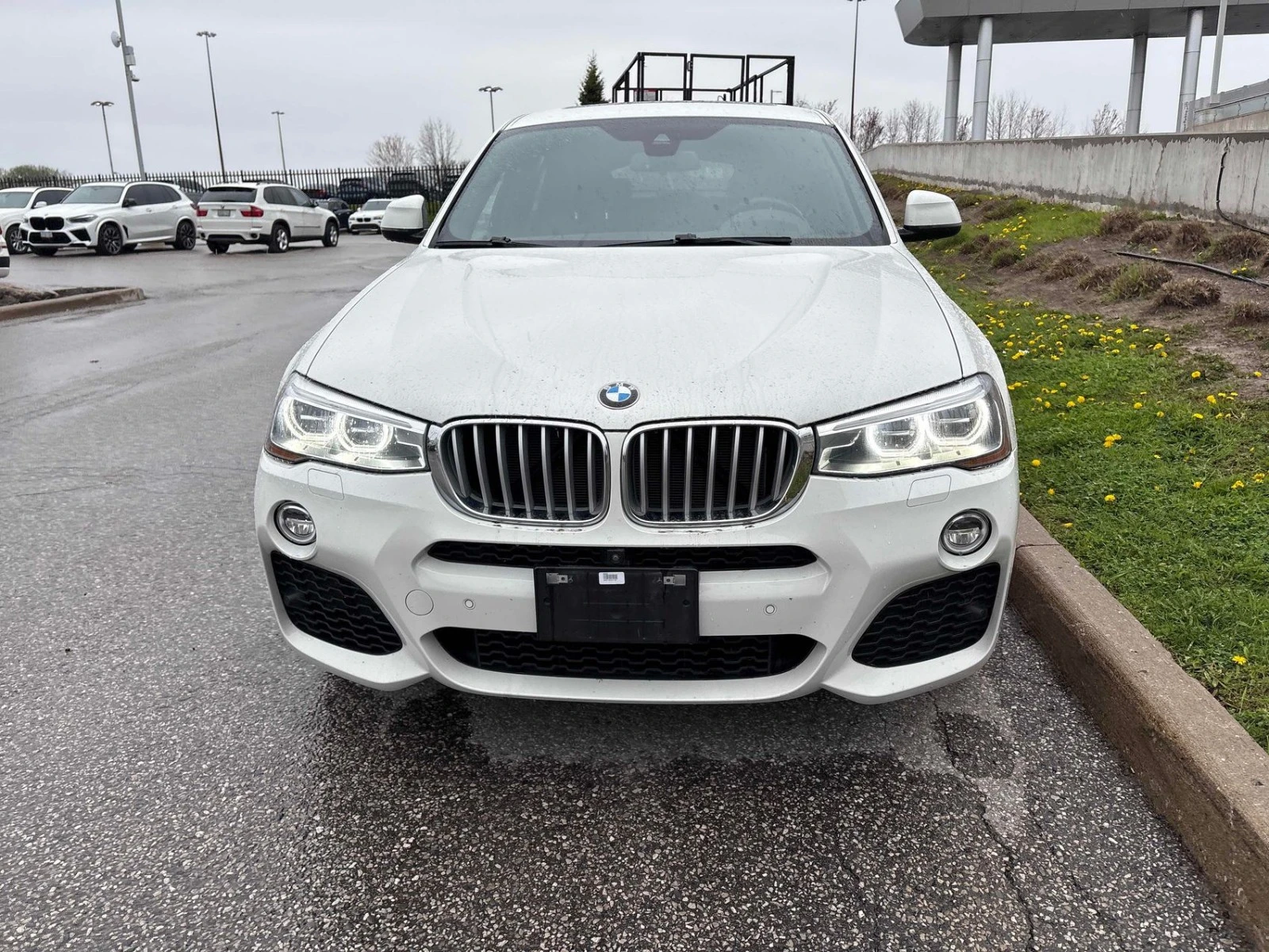 BMW X4 XDRIVE/LANE ASSIST/2 КЛЮЧА/КЕЙЛЕС, снимка 2 - Автомобили и джипове - 54460251