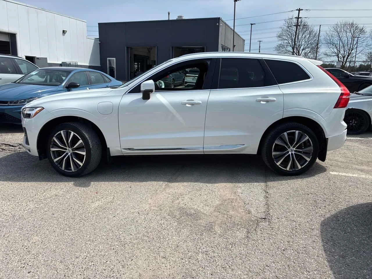 Volvo XC60 INSCRIPTION EXPRESSION| PANO| ПОДГРЕВИ| CARFAX| , снимка 2 - Автомобили и джипове - 54641227