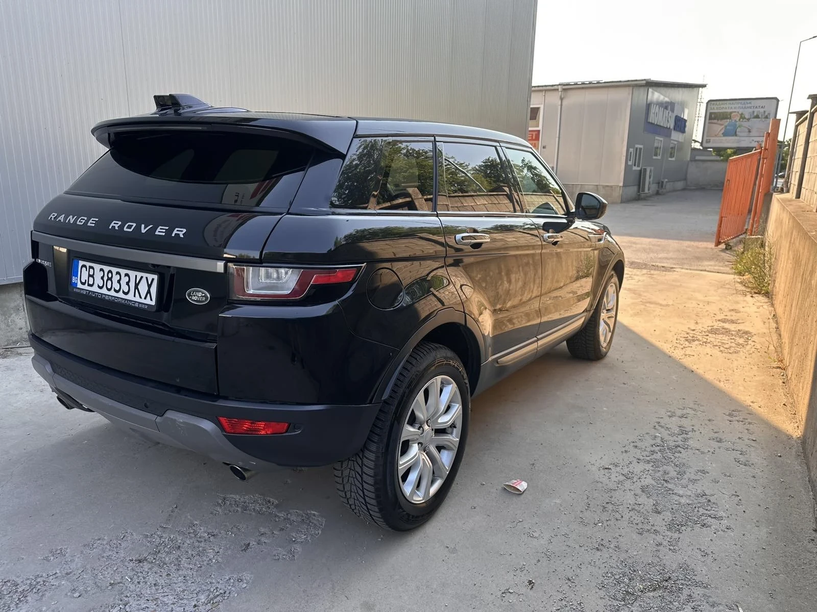 Land Rover Range Rover Evoque, снимка 5 - Автомобили и джипове - 56401703
