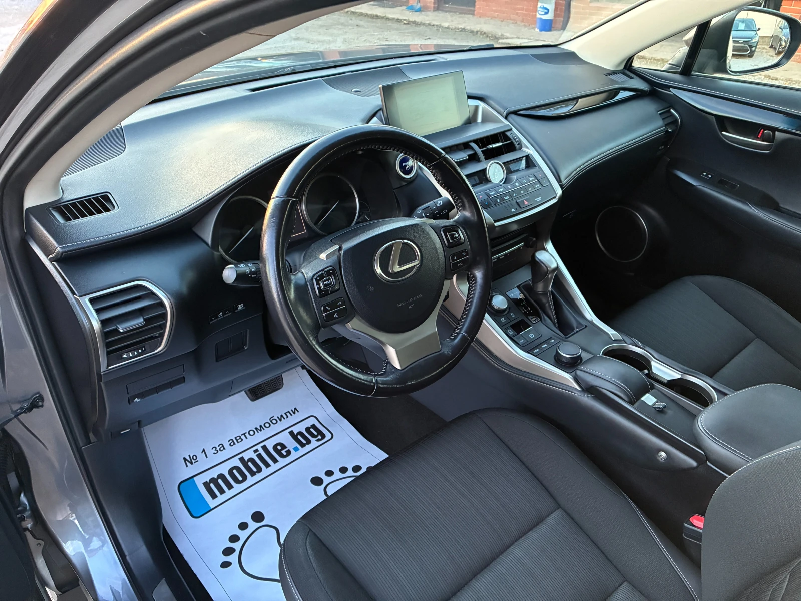 Lexus NX 300h Facelift, снимка 12 - Автомобили и джипове - 56584622