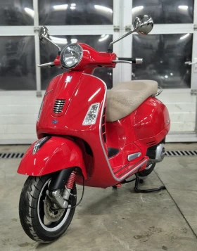  Vespa GTS