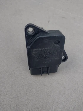       Lexus IS220 22204-30010  Denso 197400-2110