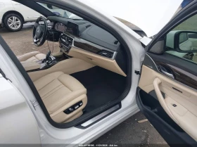 BMW 540 XDRIVE С РЕГИСТРАЦИЯ & АВТО КРЕДИТ , снимка 12