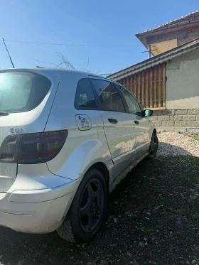 Mercedes-Benz B 180, снимка 3