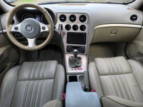 Alfa Romeo 159 -1.9JTD-120кс-6 скорости-КОЖА-НАВИГАЦИЯ-ANDROID-, снимка 13