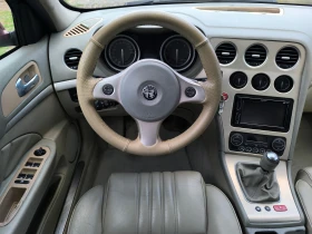 Alfa Romeo 159 -1.9JTD-120кс-6 скорости-КОЖА-НАВИГАЦИЯ-ANDROID-, снимка 11